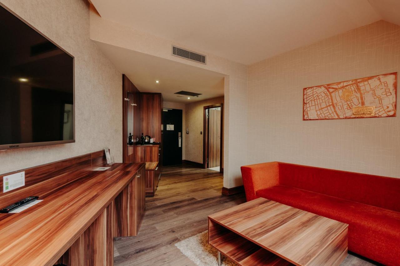 Hotel By Ihg Trnava