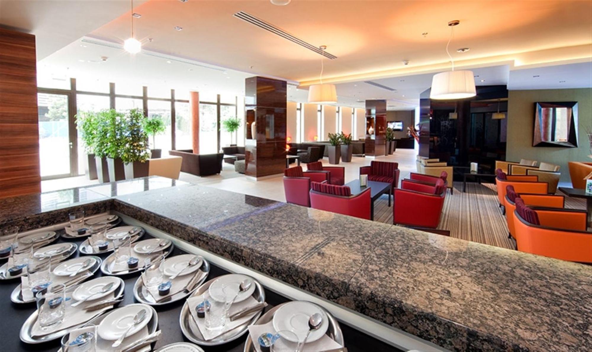 By Ihg Hotel 4*