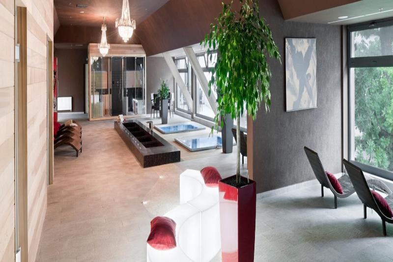 By Ihg Trnava